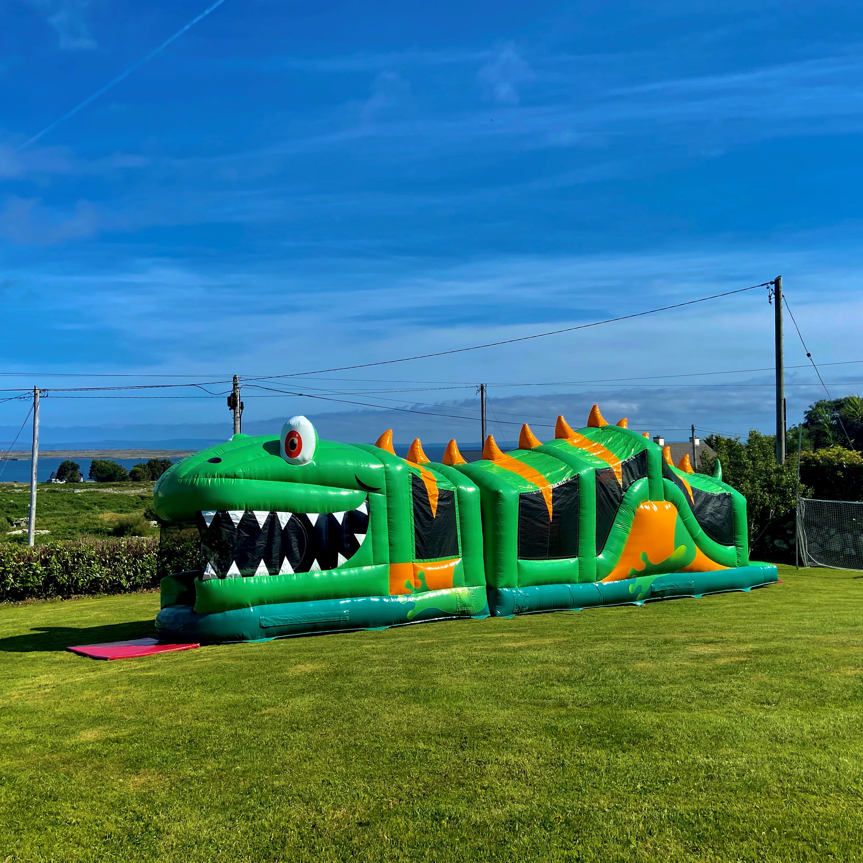 47ft Lizard Obstacle Course - Hire in Galway, Connemara | Caisleáin M&M ...