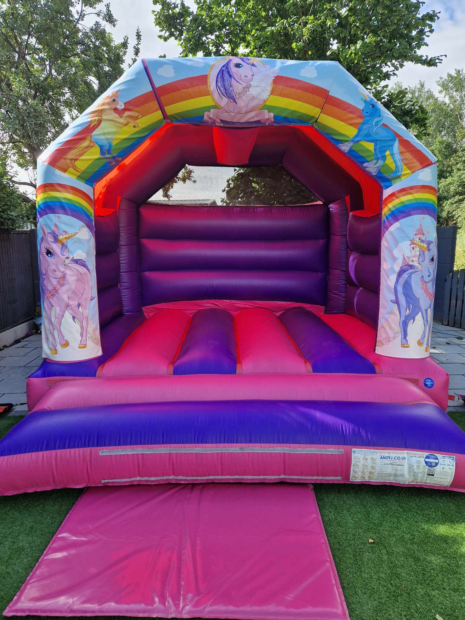 Bouncy Castles Hire in Lincoln Lincs bounce