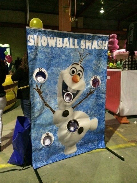 Snowball Smash - Frame Game - Best Bouncy Castle Hire service in