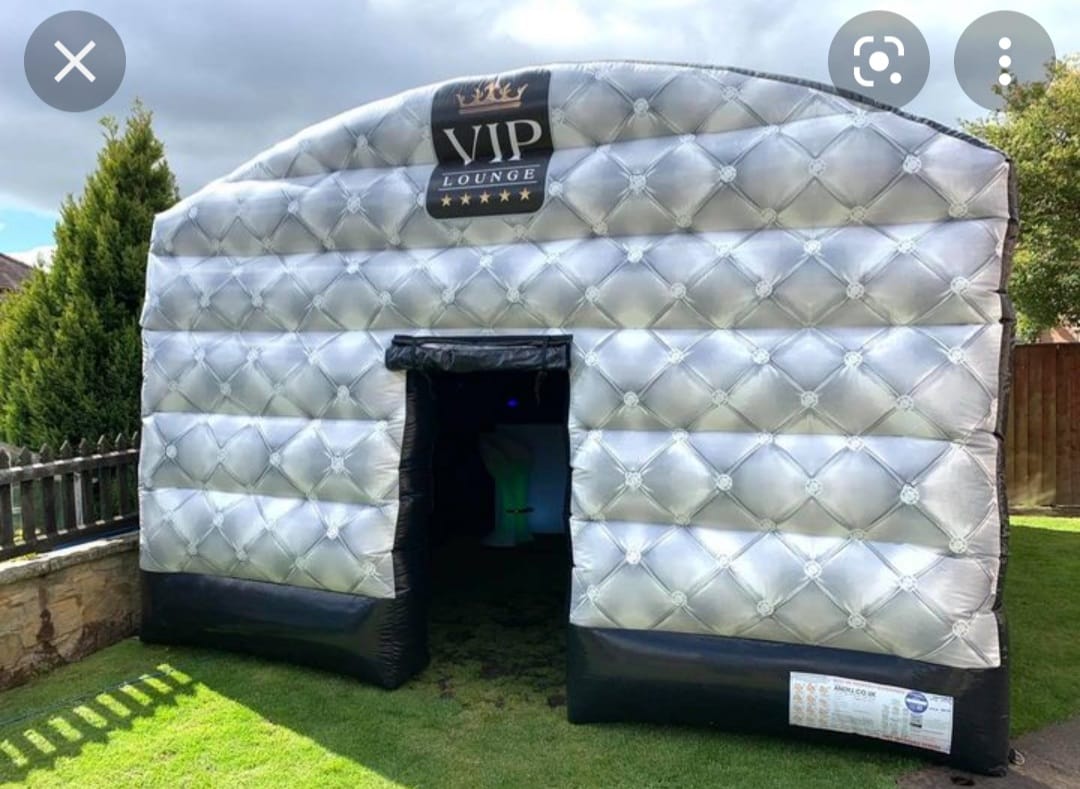 Inflatable Pubs and Best Bouncy Castle Hire service in