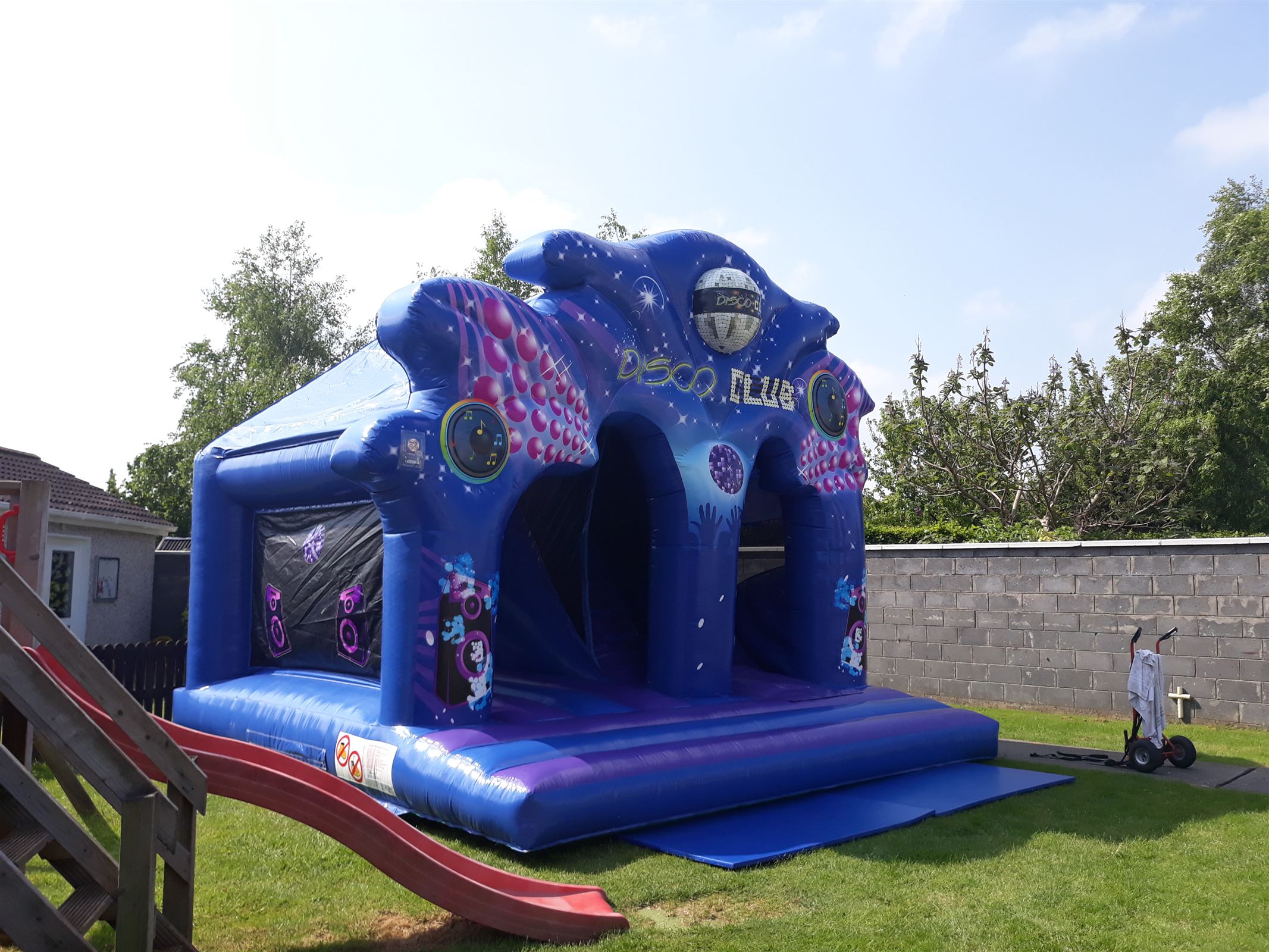 disco bouncy castles