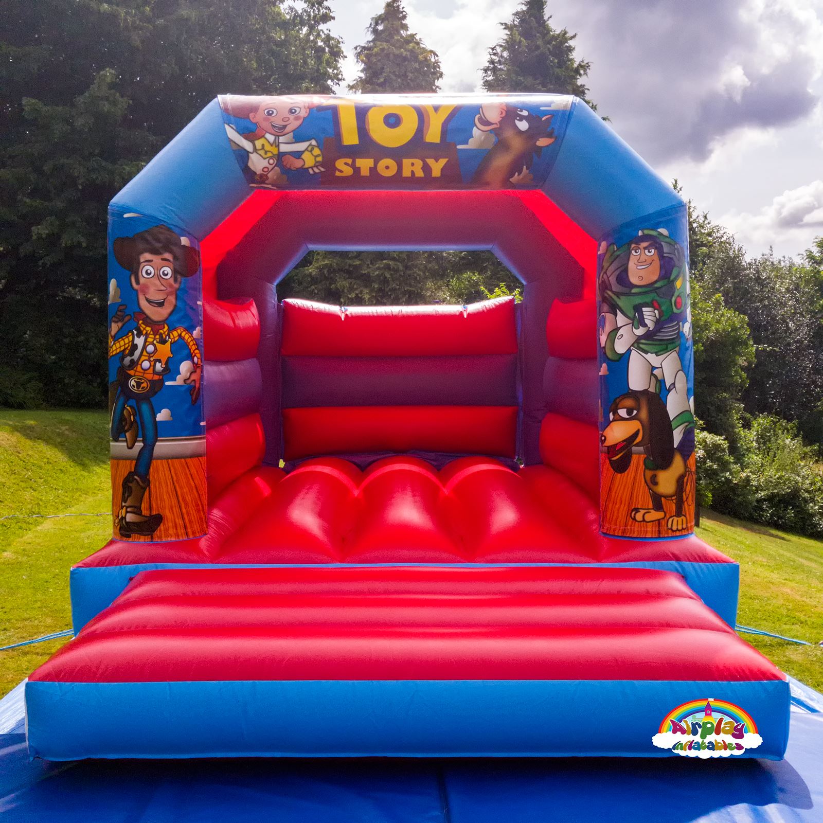 toy bouncy castle