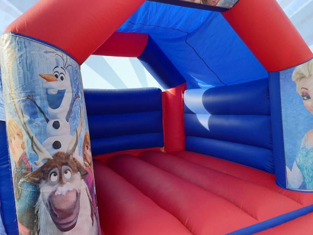 1 year old bouncy castle