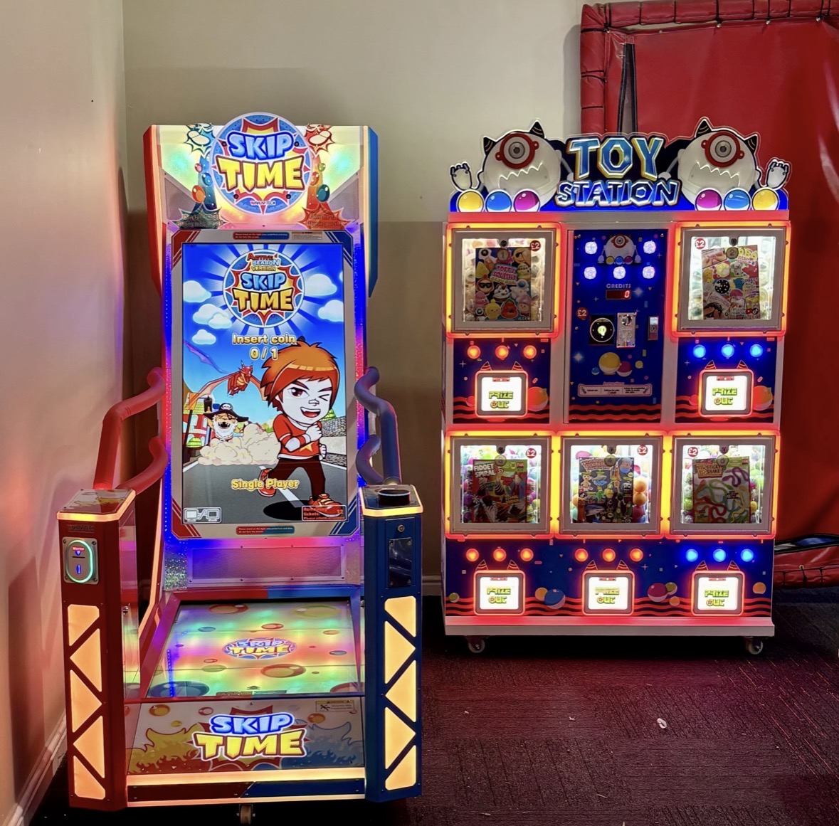 Toy Sampler Machine Toy Capsule Vending Machine for Venues UK