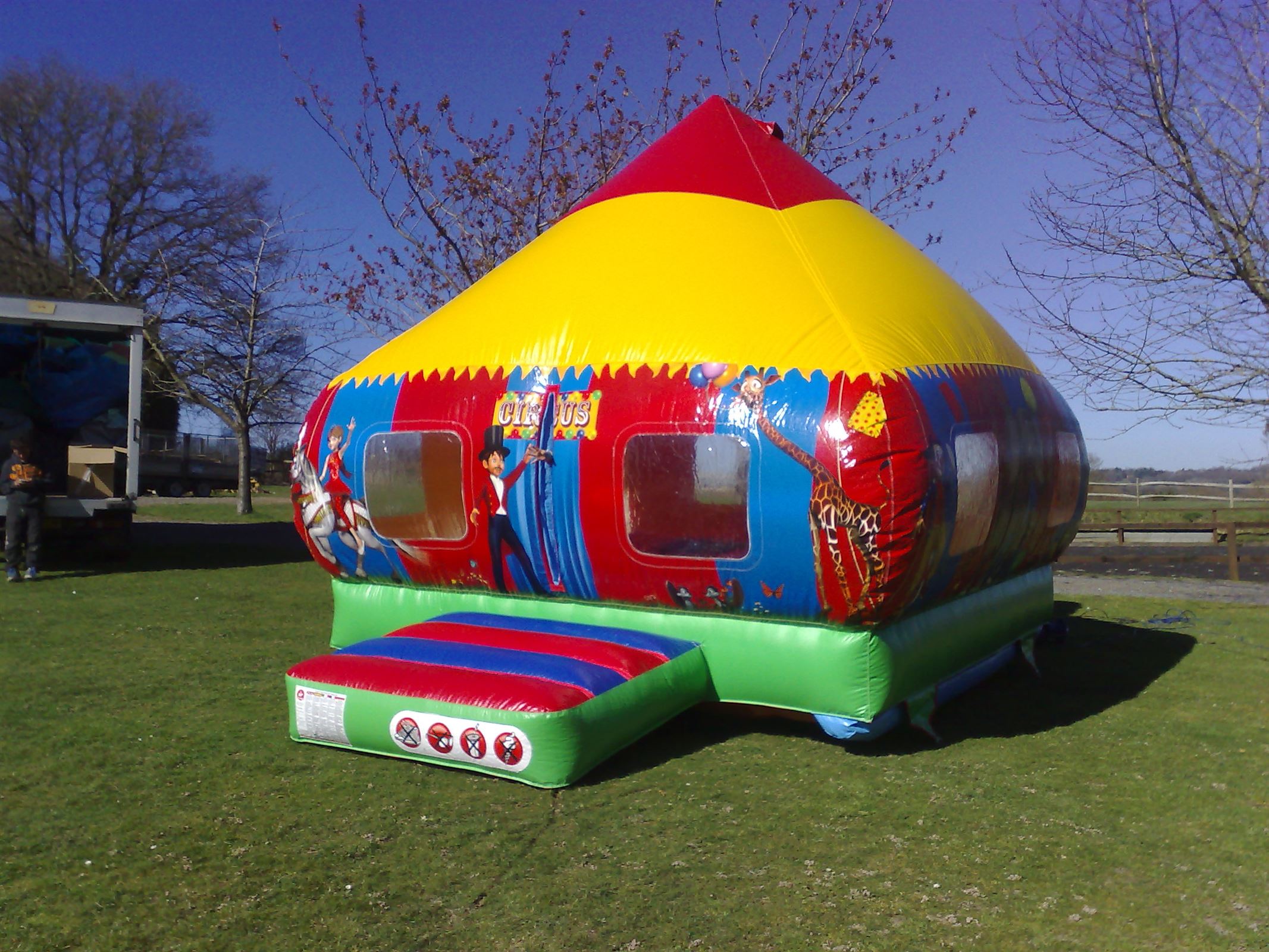 bouncy castle dome hire