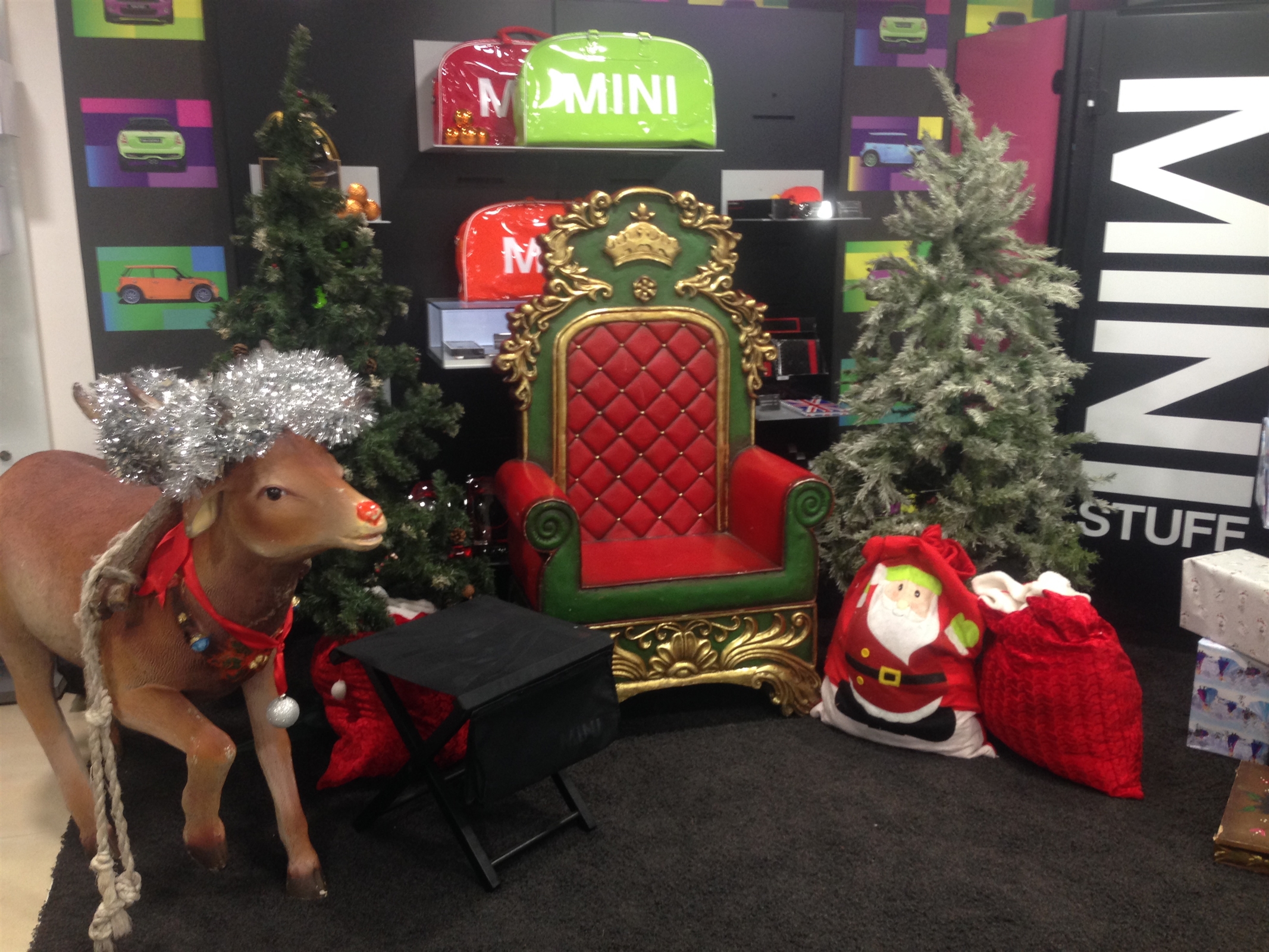 Christmas Scene setters Best Santa's Grotto Hire service in London