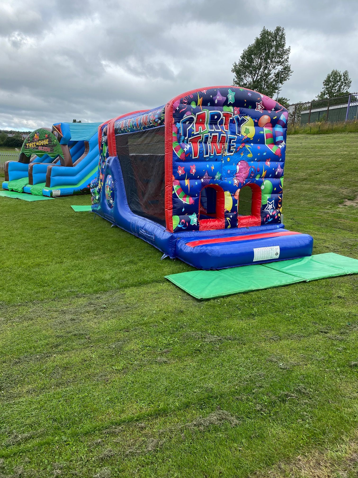 Mini Assault course - Bouncy castle, inflatables, and entertainment ...