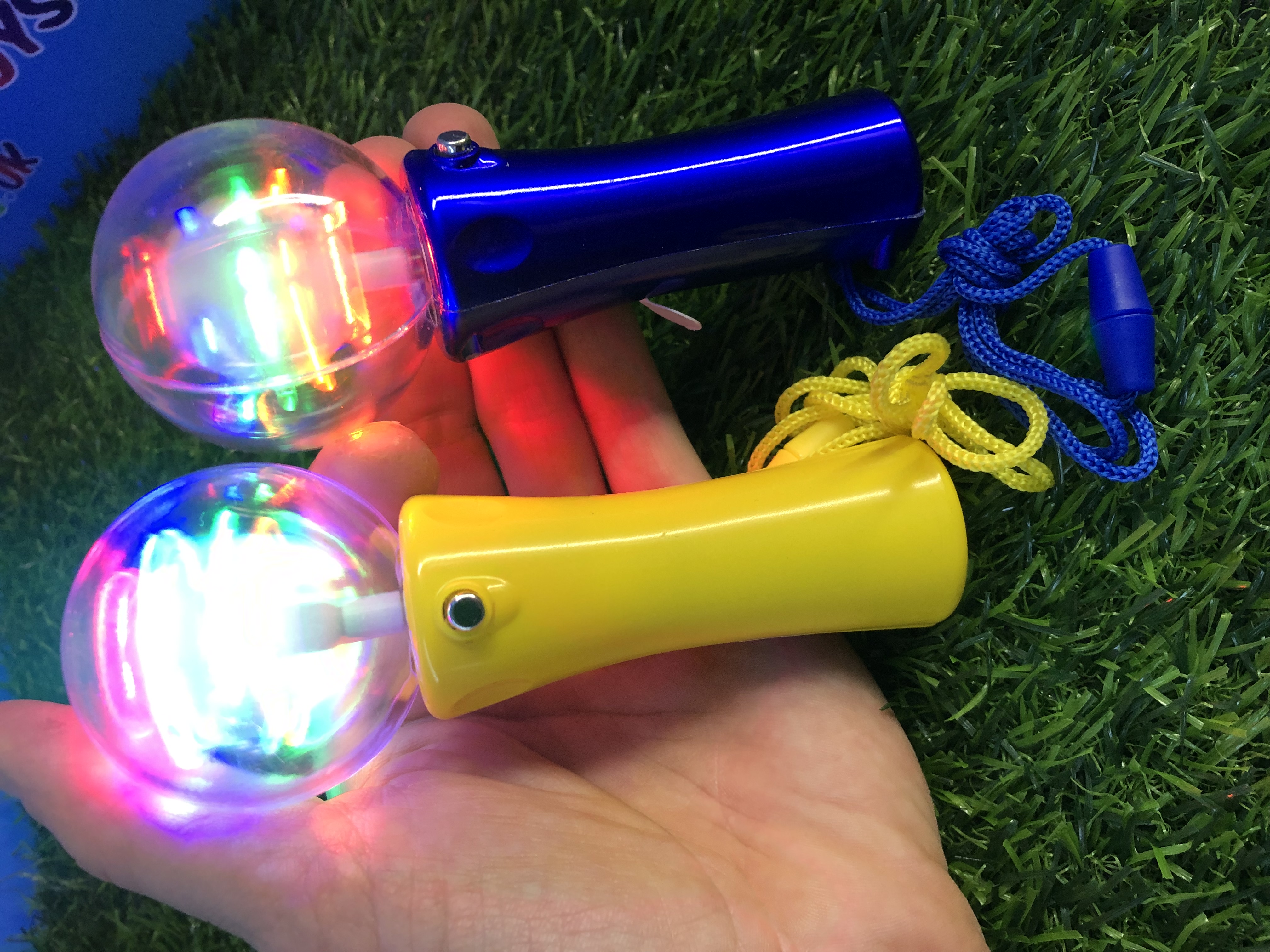 light up spinning ball