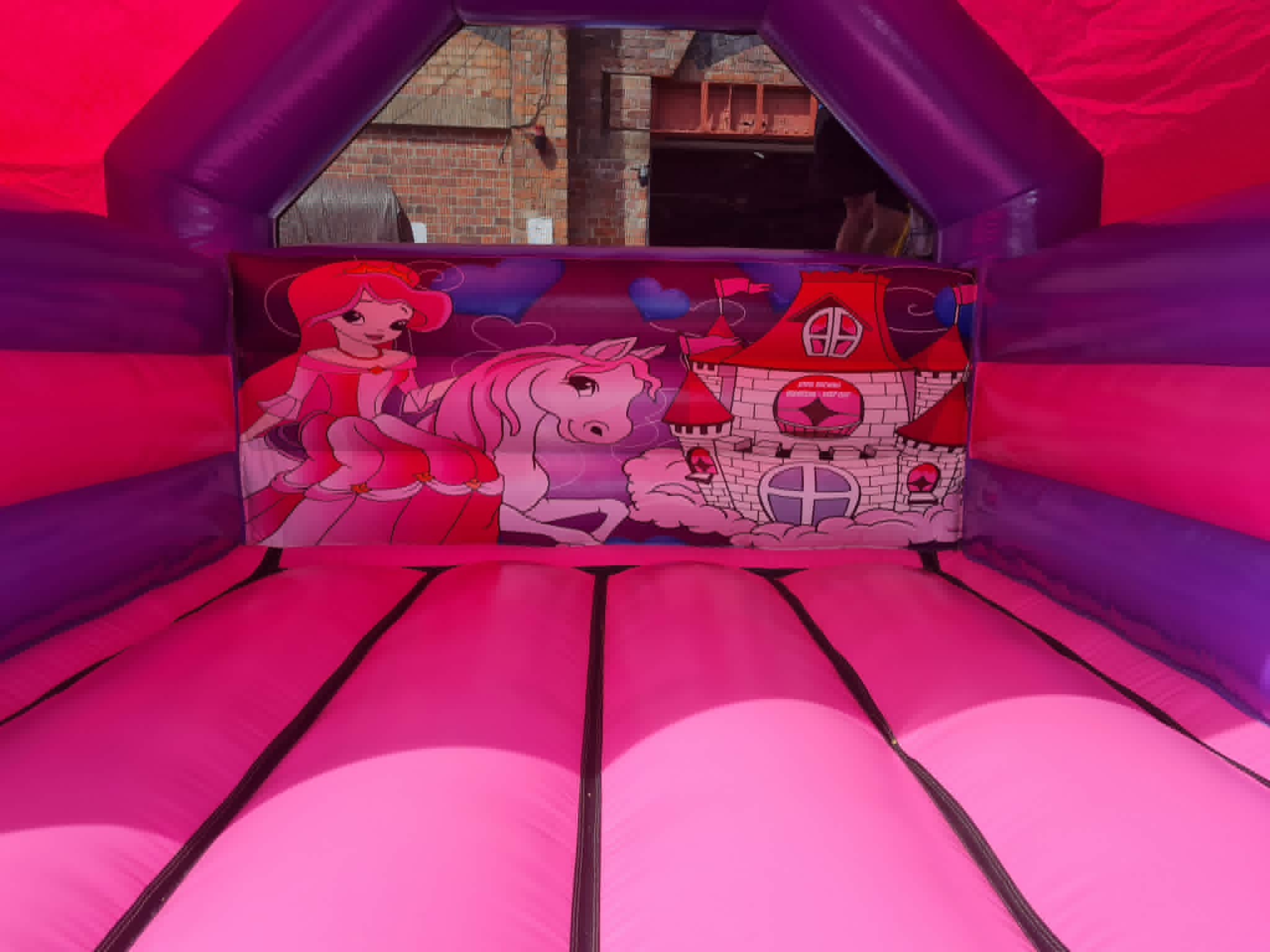 princess-bouncy-castle-hire