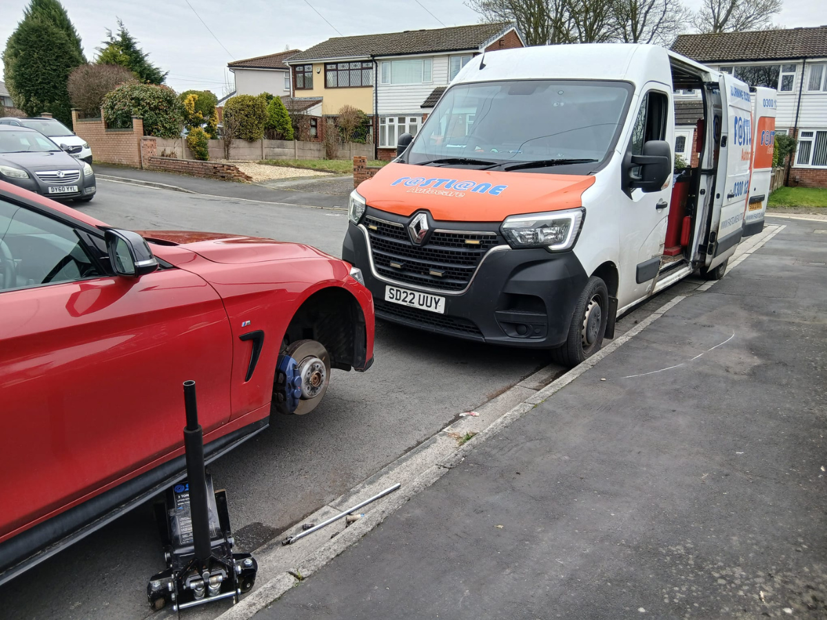 Professional Mobile Tyre Fitting Near Me : Mobile Tyre Fitting North West and North Wales