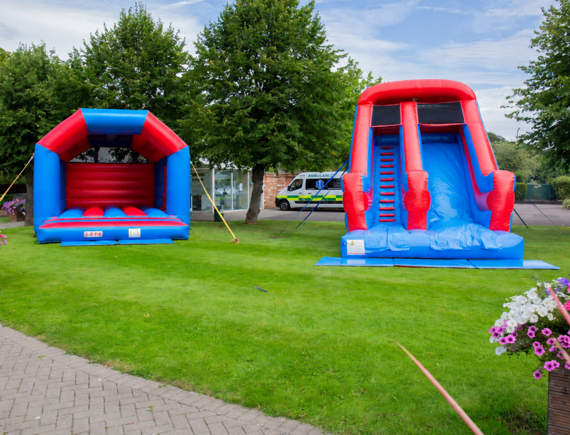 Adult bouncy castle hire in Nottingham