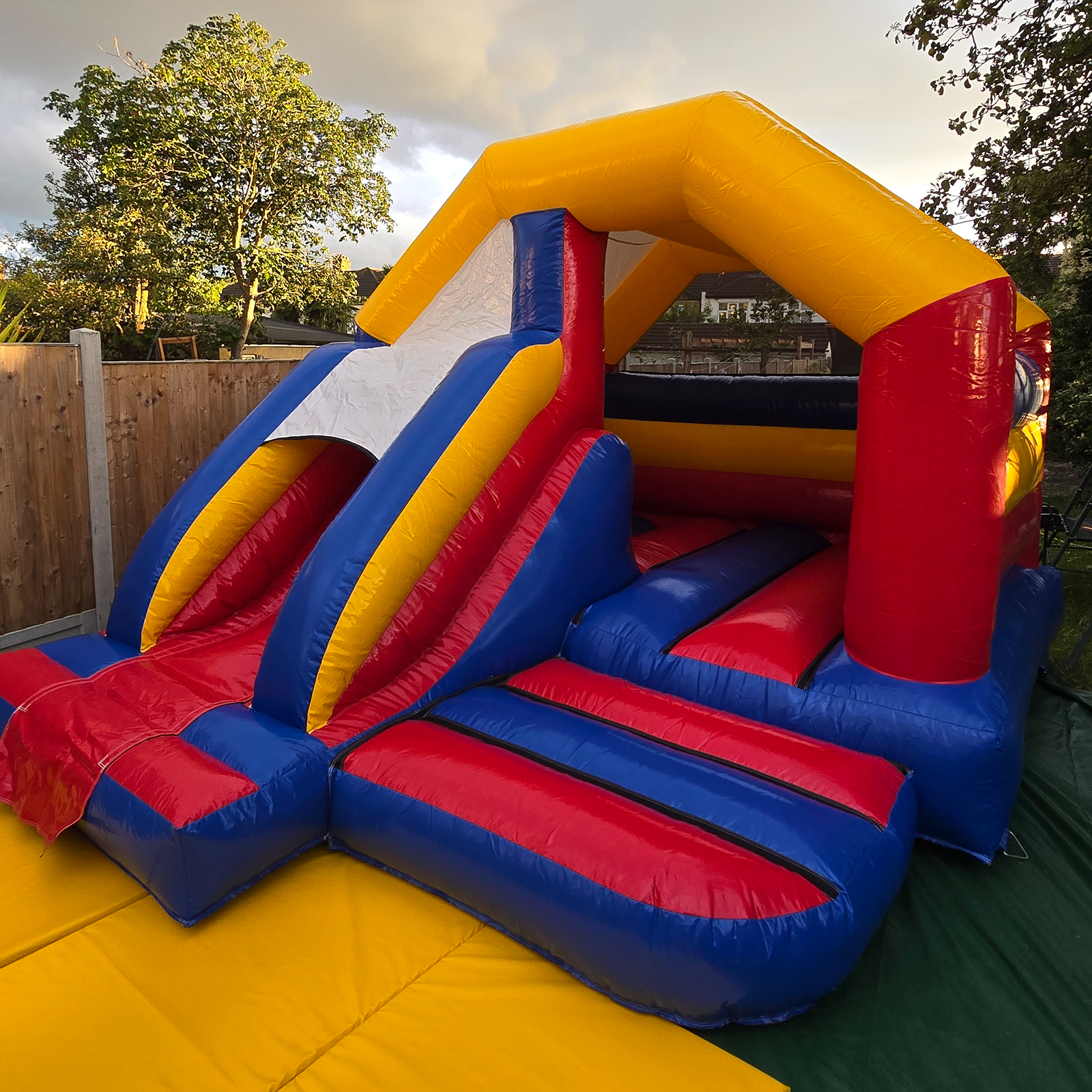 Blue & Red Bouncy Castle