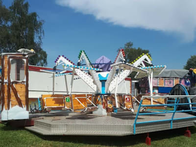 Mini Paratrooper Ride hire in Devon