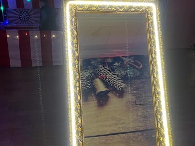 Magic selfie mirror hire