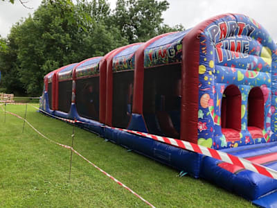70ft mega assault course hire