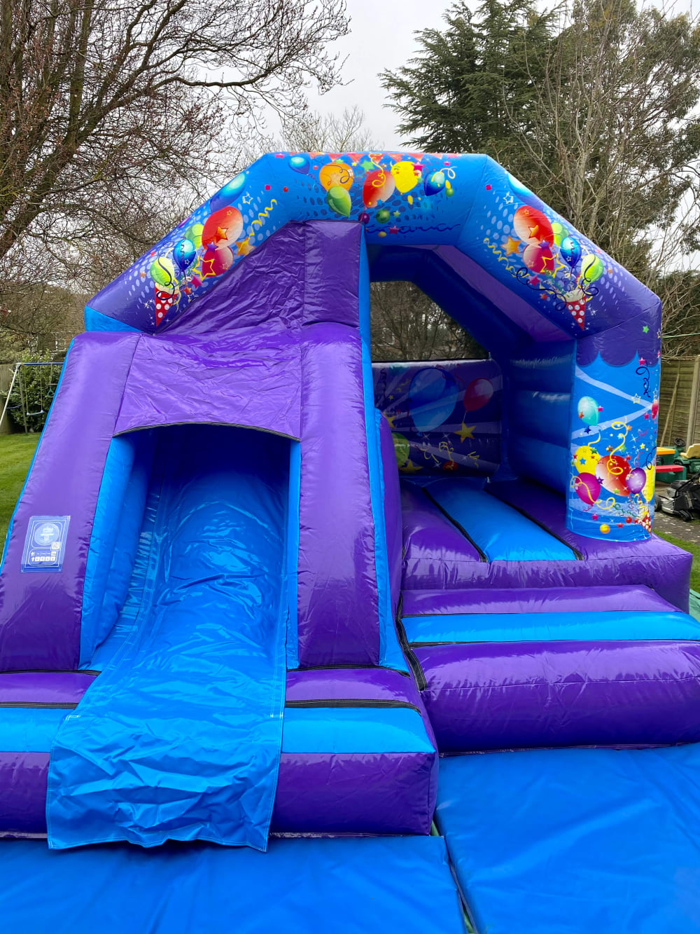 Bouncy Castle Hire In Rutland Leicestershire Posh Castles