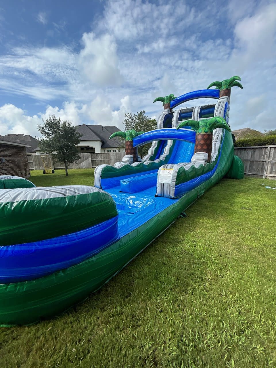 18 Foot Tall Dual Lane Green Gush (18T 19W 37L) - Water Slides