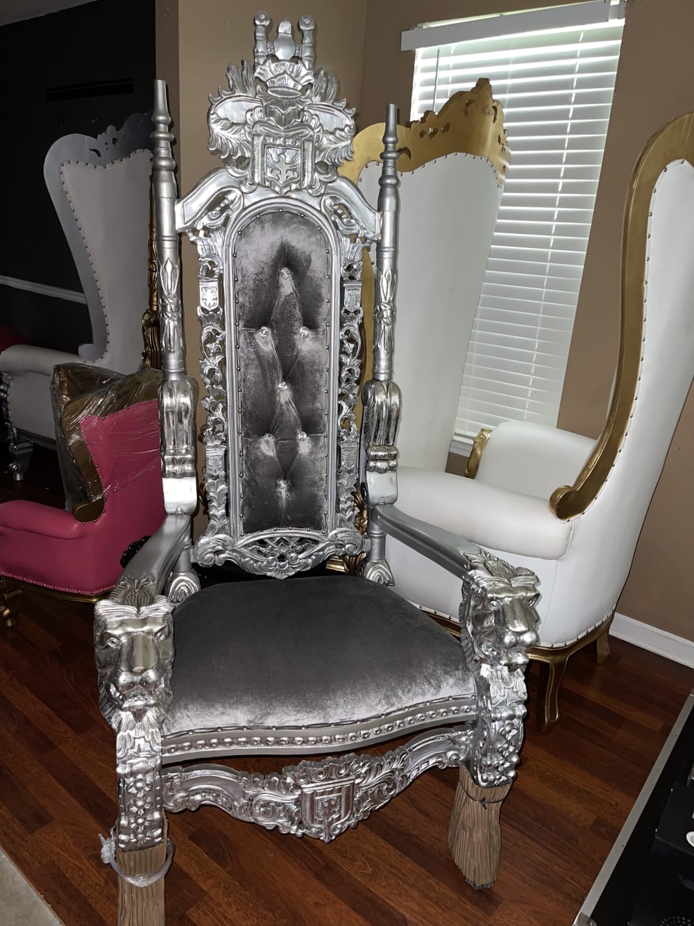 King & Queen Chairs  Luxe Throne Rentals