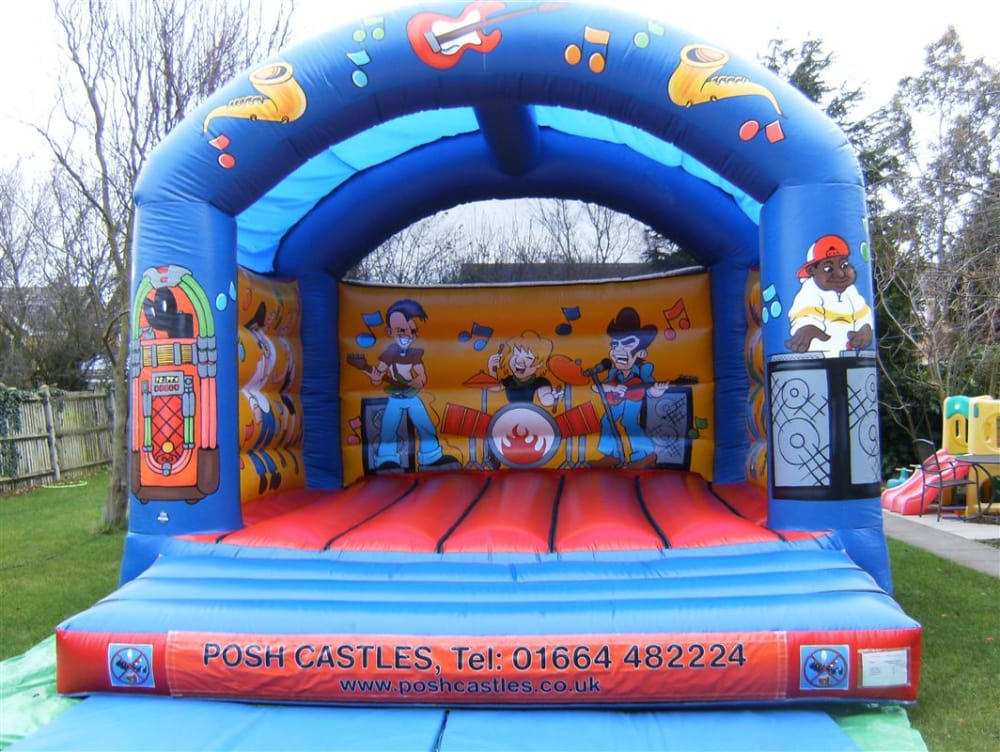 Bouncy Castle Hire In Rutland Leicestershire Posh Castles