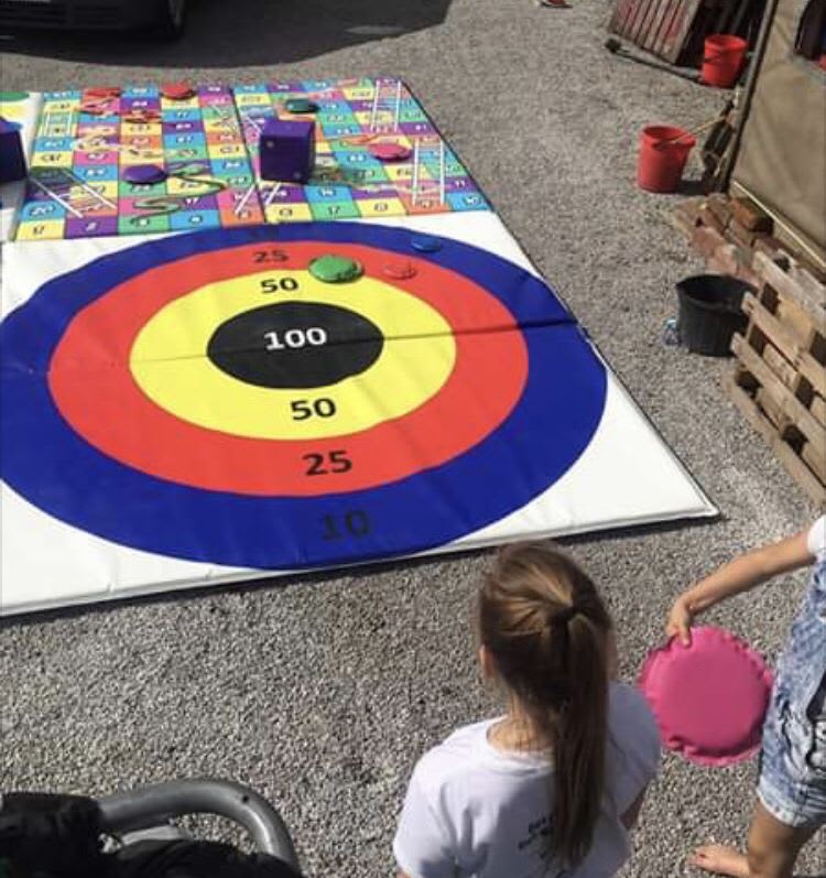 target frisbee