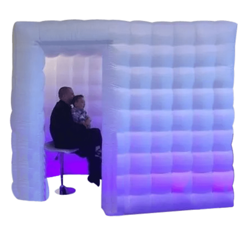 Inflatable photo store booth