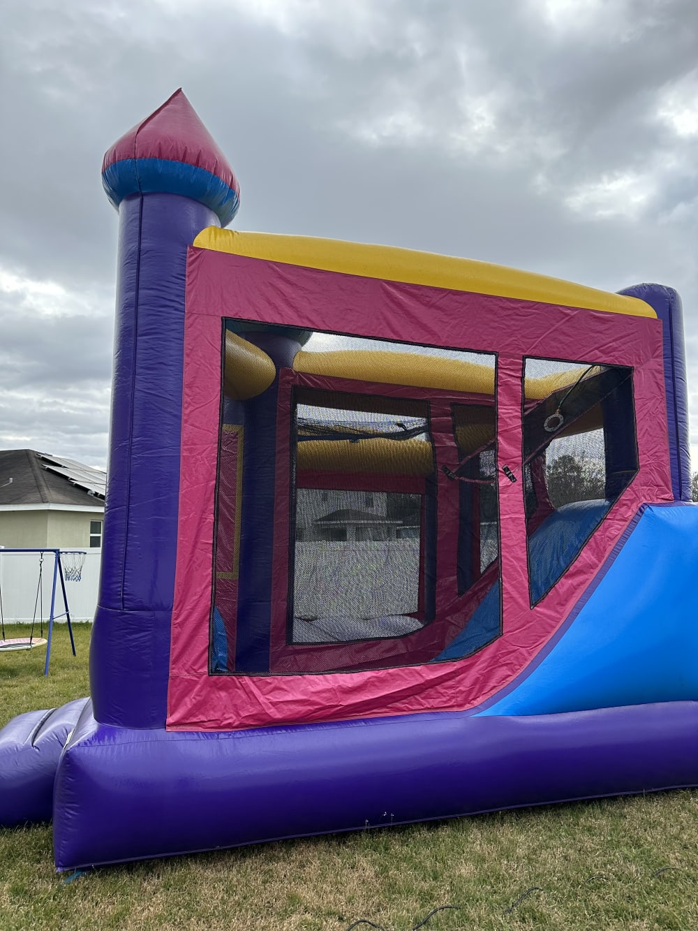PINK BACKYARD COMBO MODULE 18X15 - Bounce House Hire in Lakeland