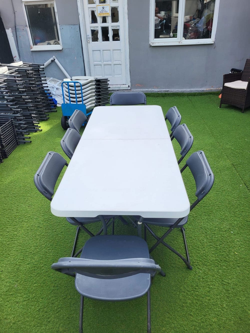 8 foot on sale long table