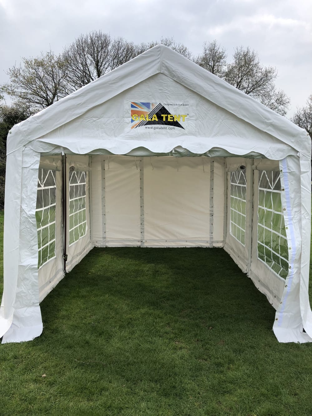 3m x 3m outlet marquee