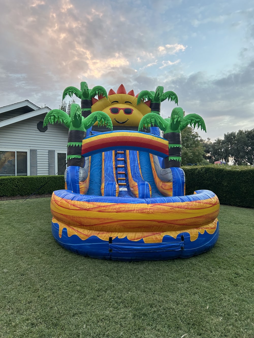 16 ft Dual lane California Sunshine - Party Rentals,Bounce house
