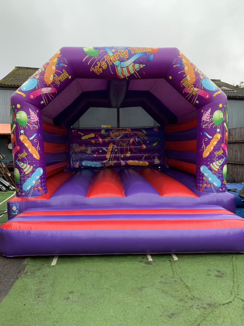 Inflatable Night-Club 02 - Bouncy Castle & Soft Play Hire in