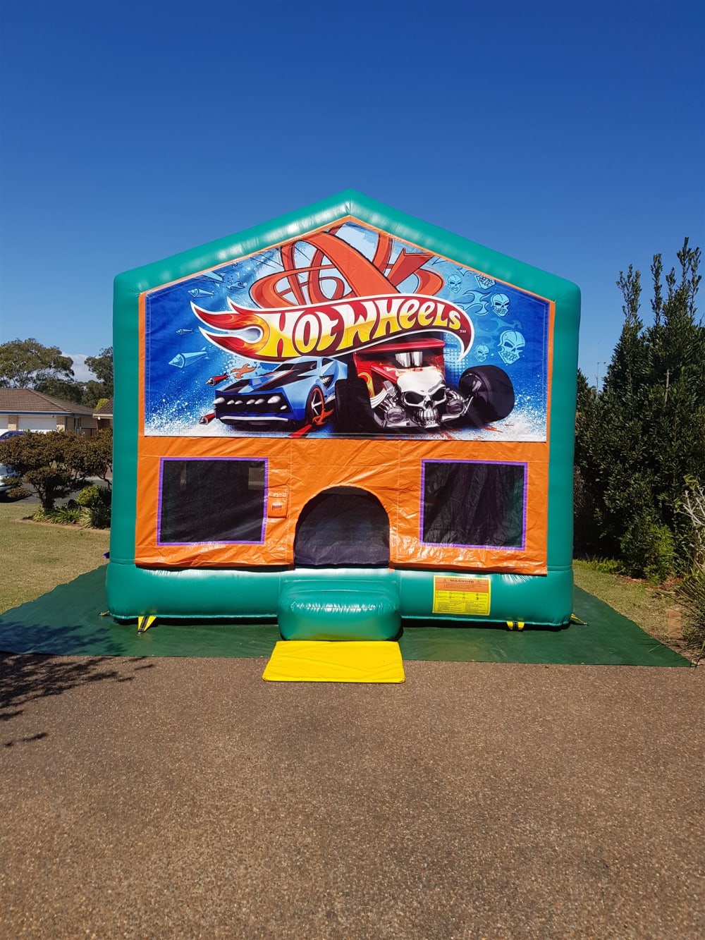 hotwheels small banner jumping castle jumping castle hire in mid north coast aud