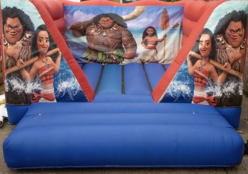 Moana Theme Low Height Castle Bouncy Castle Hire Soft Play Ball Pools Disco Domes In South East South West London Mitcham Croydon Wimbledon Surrey