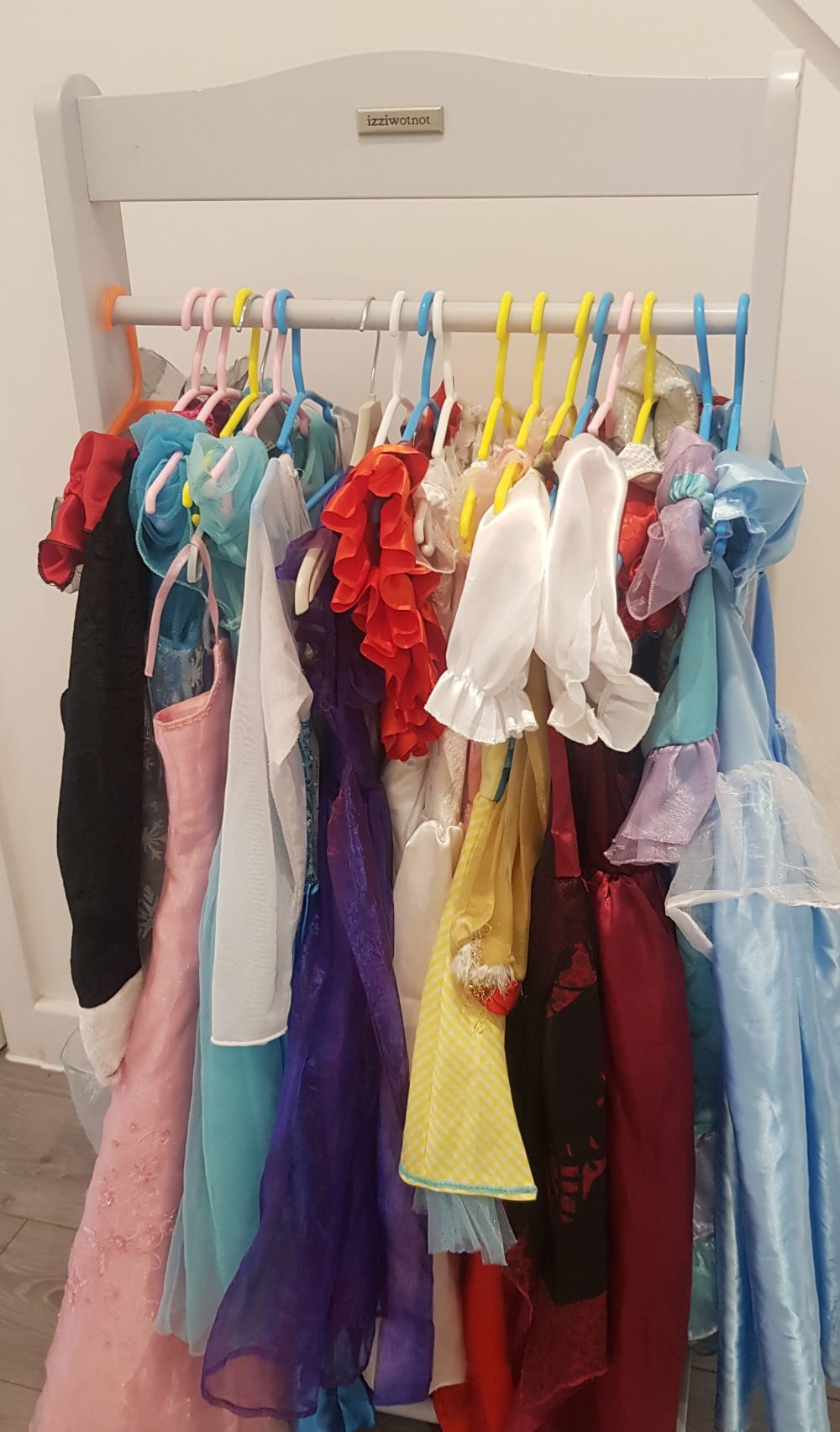 Princess dress up store rail