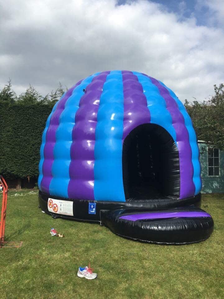 bouncy castle hire in bexley welling sidcup dartford beyond bounce bouncy castle hire - fortnite bouncy castle london