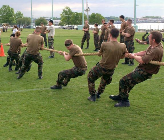 how long should a tug of war rope be