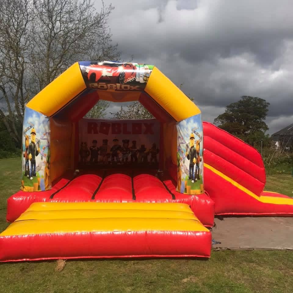 18ft X 15ft Roblox Combo Bouncy Castle Bouncy Castle Hire Children S Entertainment In Bouncy Castle Hire Rosyth Dunfermline Fife Bathgate Livingston Edinburgh - roblox castle