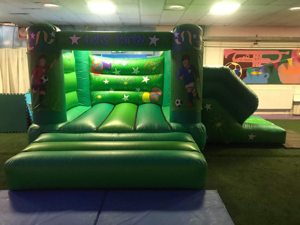 Indoor deals bouncy castle