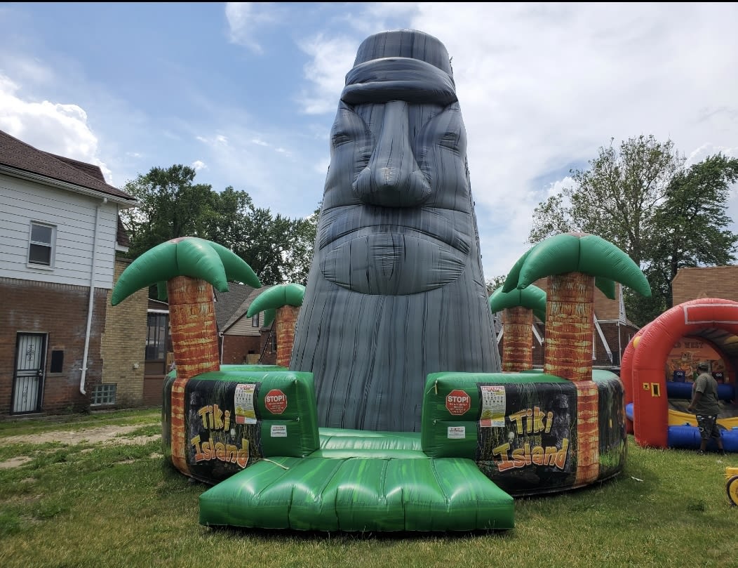 Inflatable Attractions & Games Rental