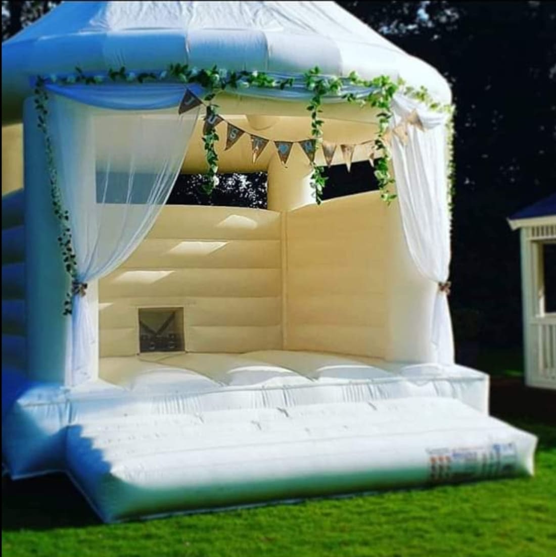 Wedding deals bouncy castle