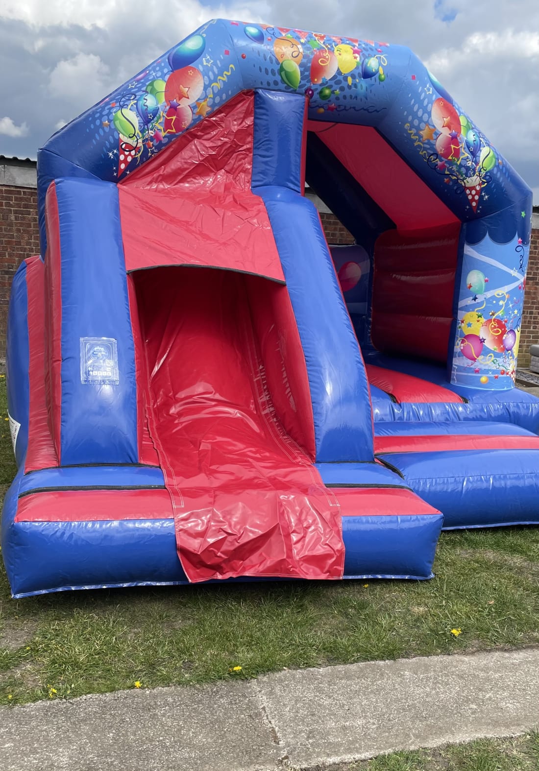 Bouncy Castle Hire Softplay Hire In Leicestershire Claires Candy Castles Jack In The Box