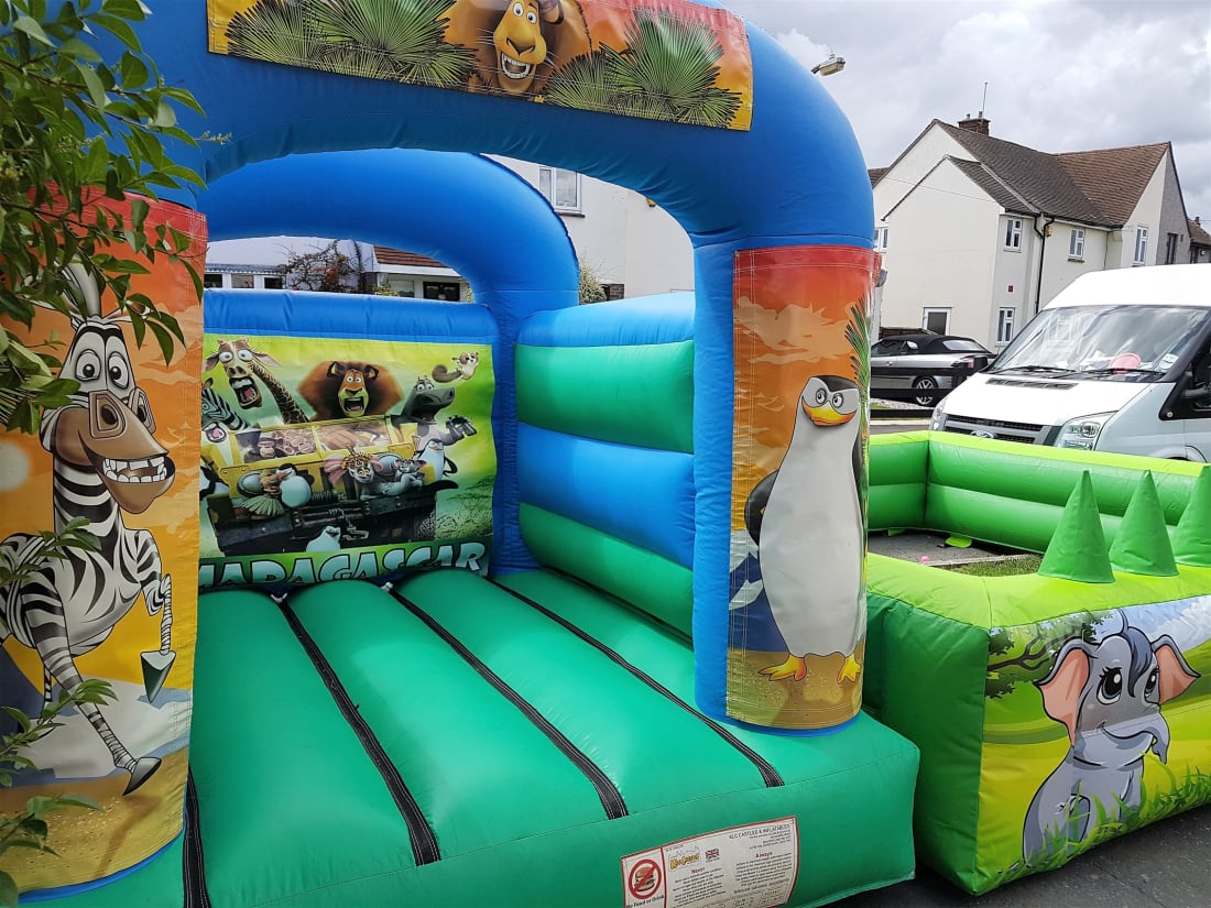 H-Baby Shark VIP softplay - Bouncy Castle, Softplay and Mascot Hire in  Dagenham, Enfield, Ilford, Wanstead, Chingford, Romford, Chadwell Heath &  London