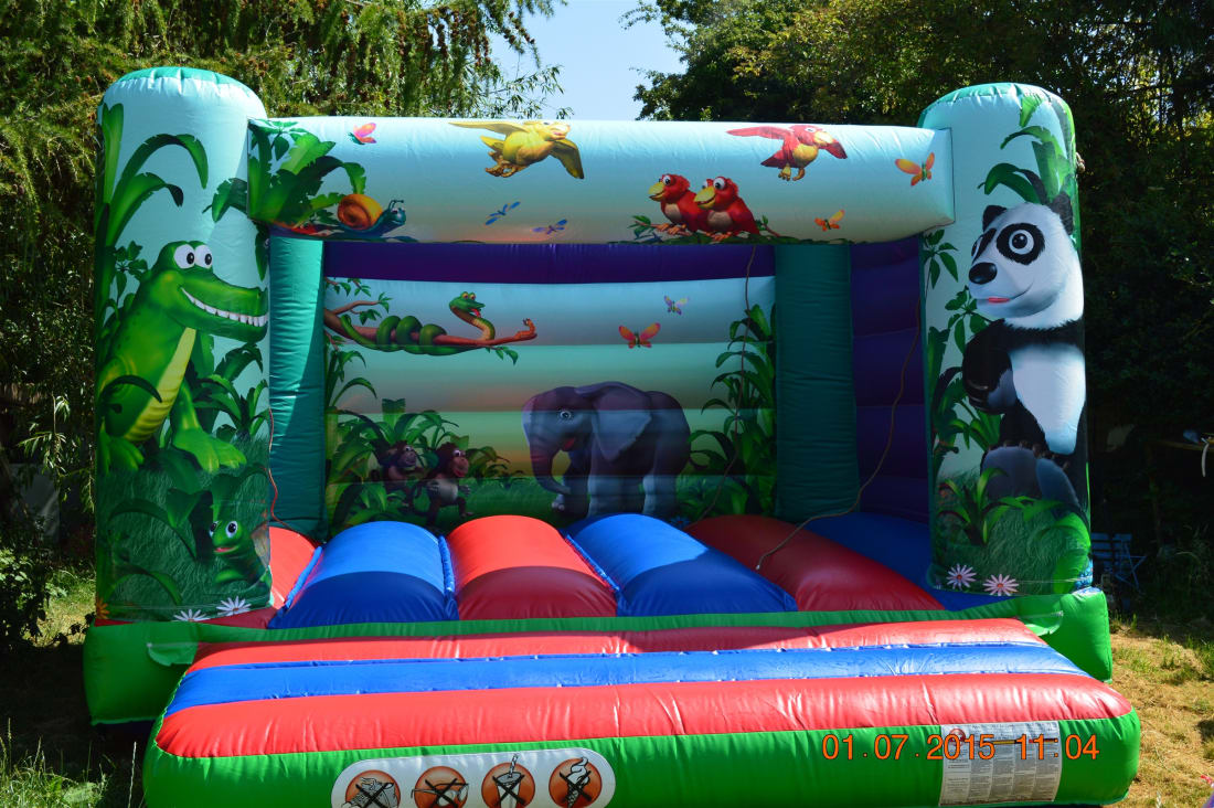 M-Brobee & Foofa - Bouncy Castle, Softplay and Mascot Hire in