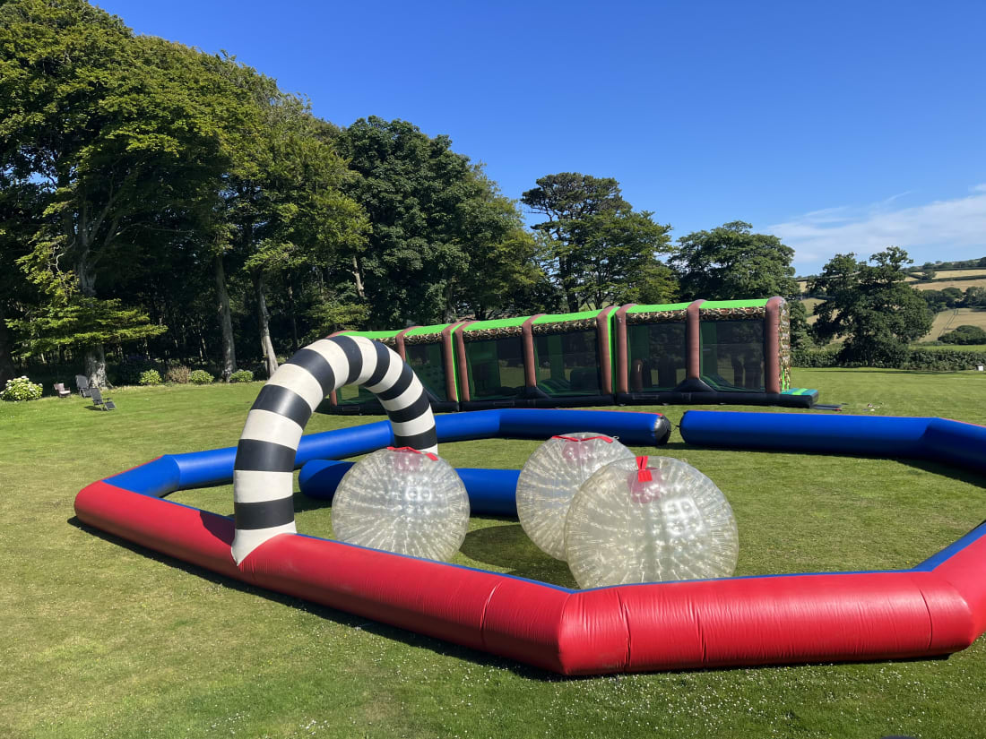 Inflatable shop hamster ball