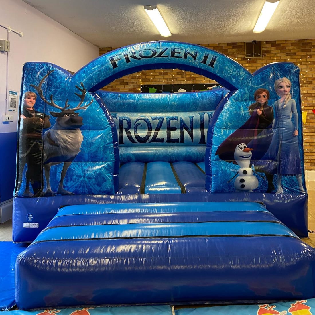 Frozen 2024 bouncy castle