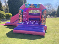 Moana Bounce And Slide Bouncy Castle Soft Play Hire In Chelmsford Maldon Southend Woodham Ferrers Billericay Brentwood Briaintree