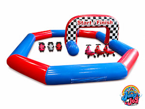 Six Didi Cars and Race Track