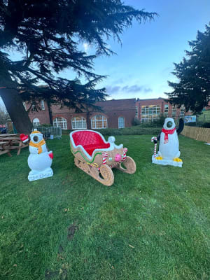 Gingerbread Sleigh Prop