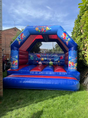 Bouncy Castles - Hire in Saffron Walden, Cambridge, stansted, bishop ...