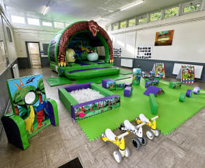 Premium Dinosaur Curved Castle Package
