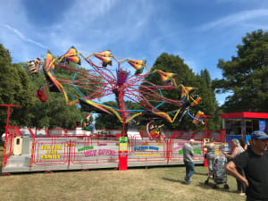 Adult Funfair Ride - The White Knuckle Paratrooper Paratrooper Funfair Ride